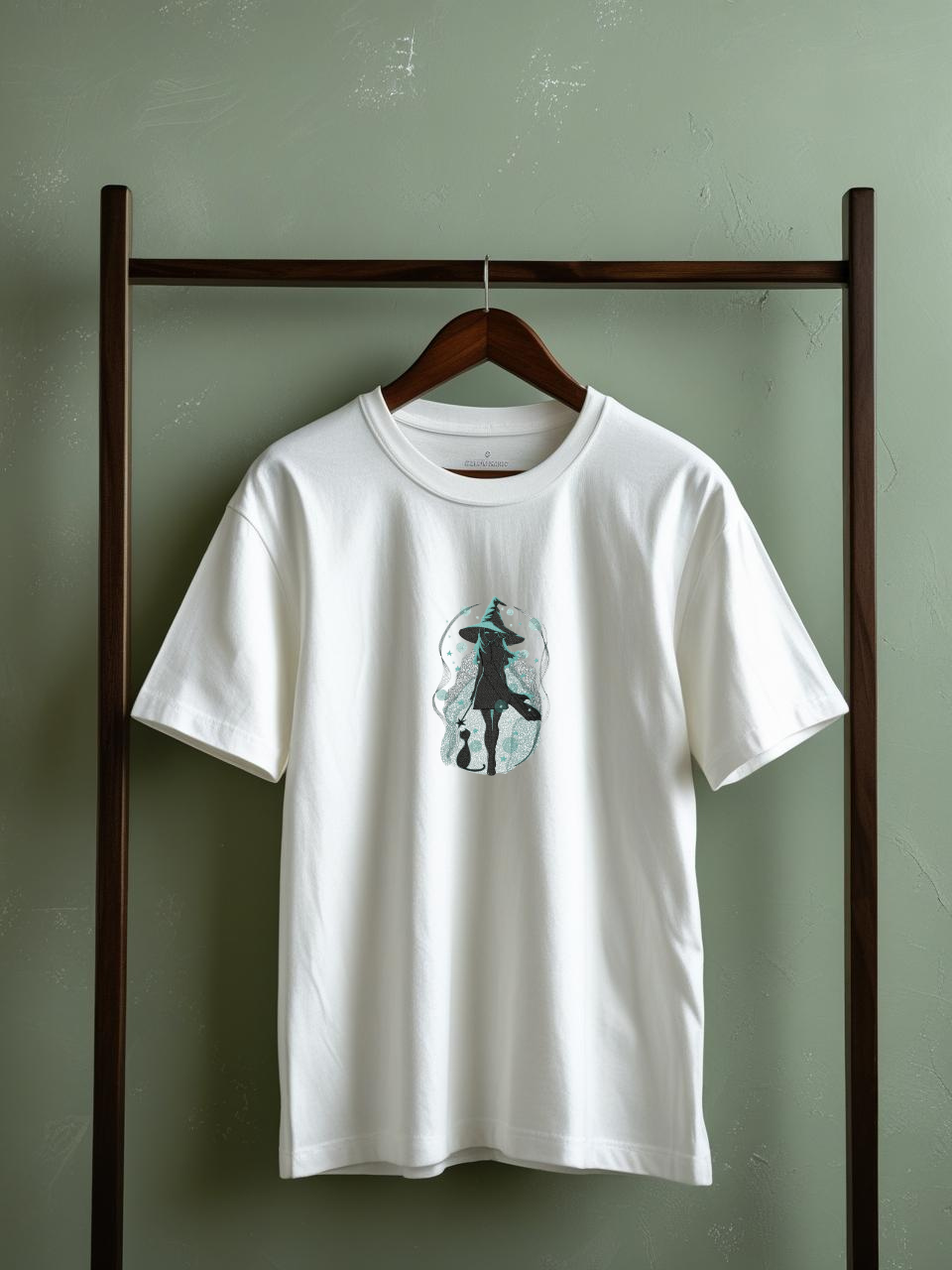 T-shirt brodé thème sorcellerie
