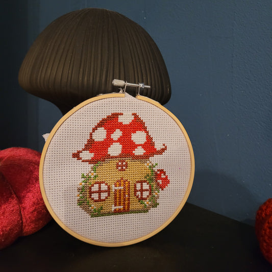 Toile maison champignon