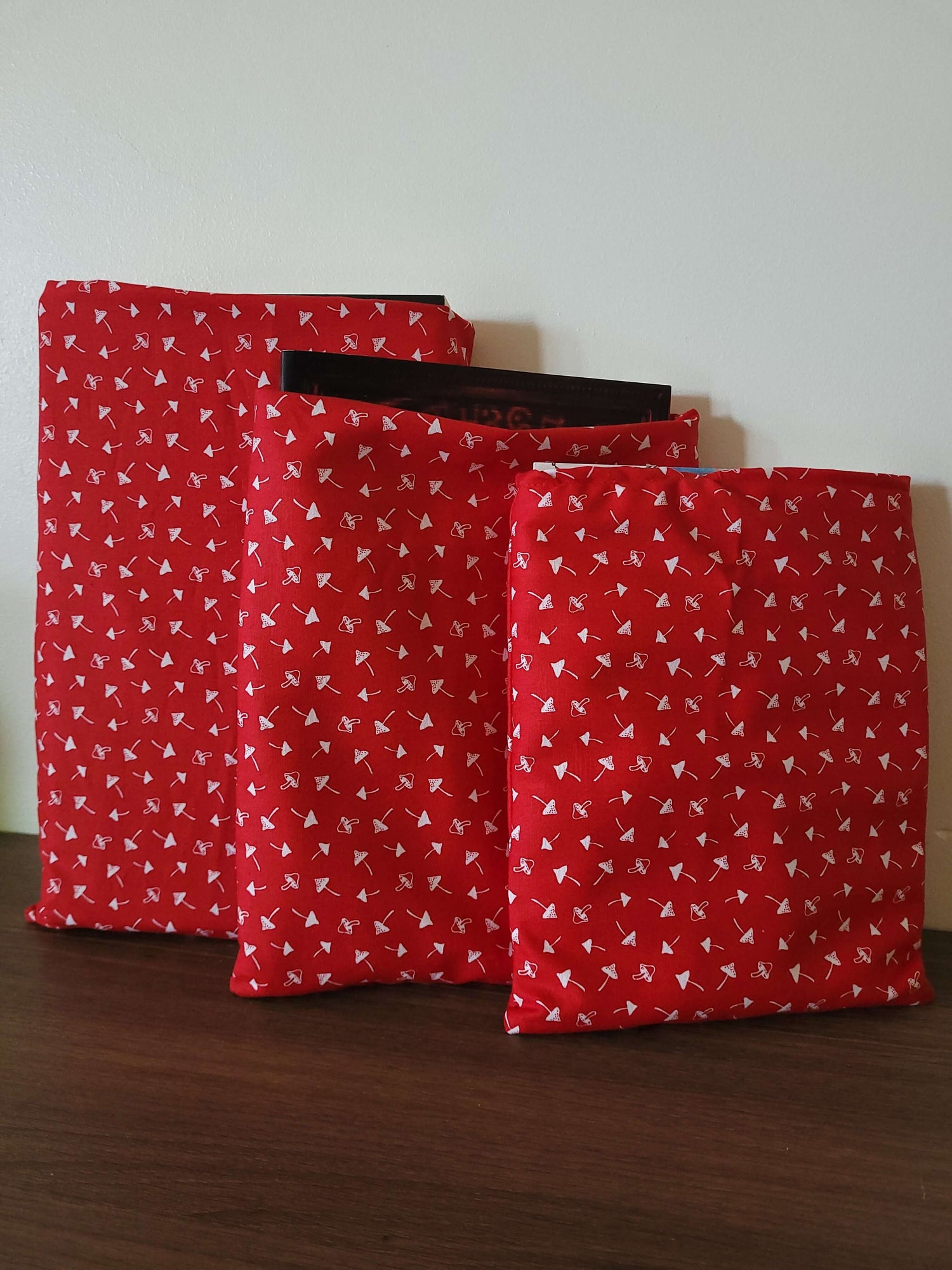 Pochettes à livres/tablettes