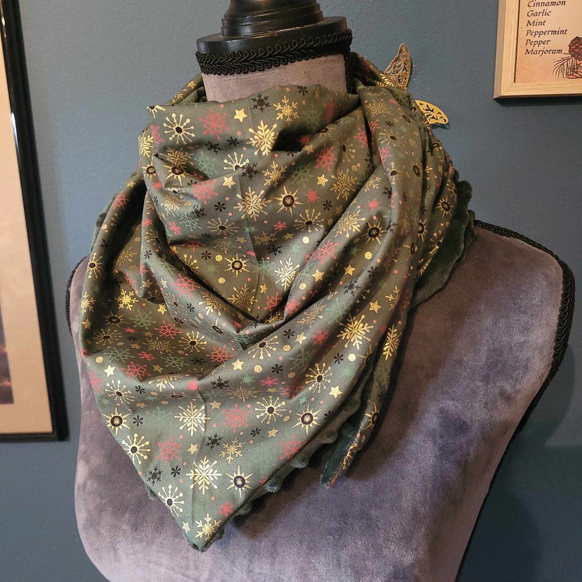 Écharpes triangle doublées en minky.