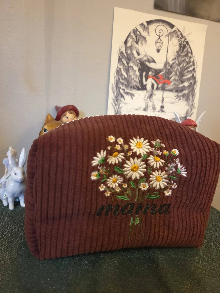 Trousse de toilette artisanale.