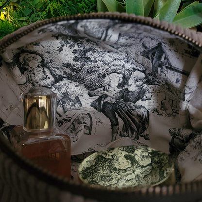 Trousse de toilette / maquillage « Marie Charlotte »