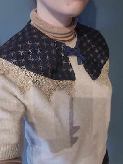 Faux cols amovibles en coton et dentelle.